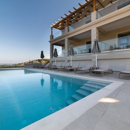 Sky View Suites Kefalonia Vovikes ภายนอก รูปภาพ