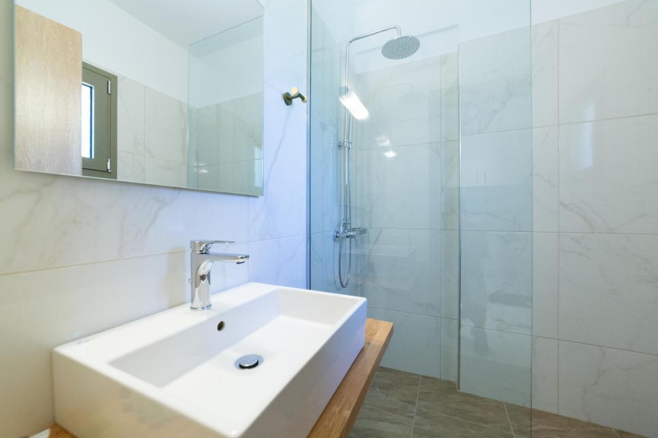 Sky View Suites Kefalonia Vovikes ภายนอก รูปภาพ