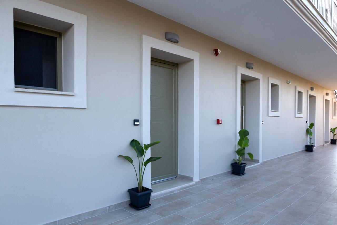 Sky View Suites Kefalonia Vovikes ภายนอก รูปภาพ