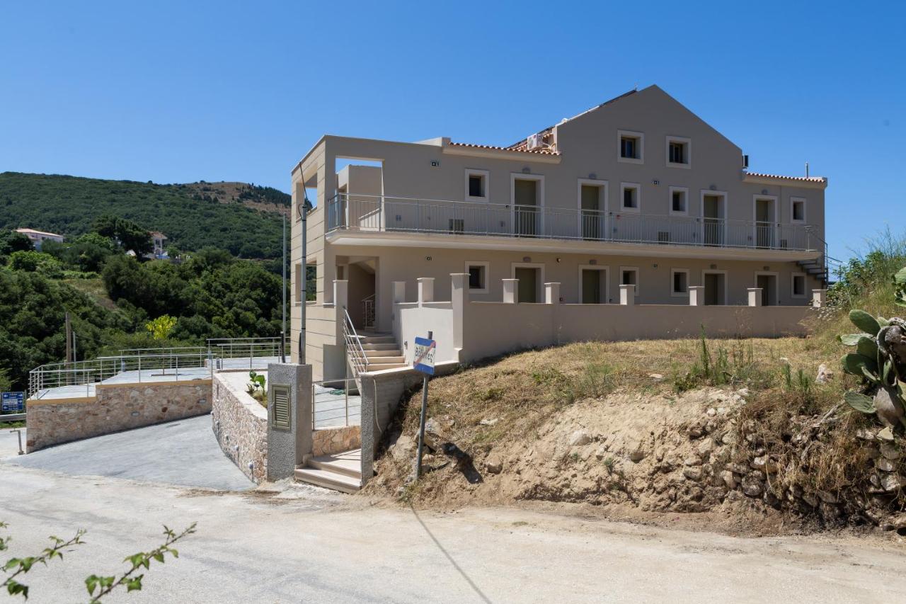 Sky View Suites Kefalonia Vovikes ภายนอก รูปภาพ