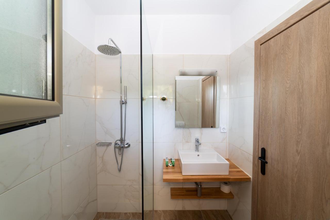 Sky View Suites Kefalonia Vovikes ภายนอก รูปภาพ