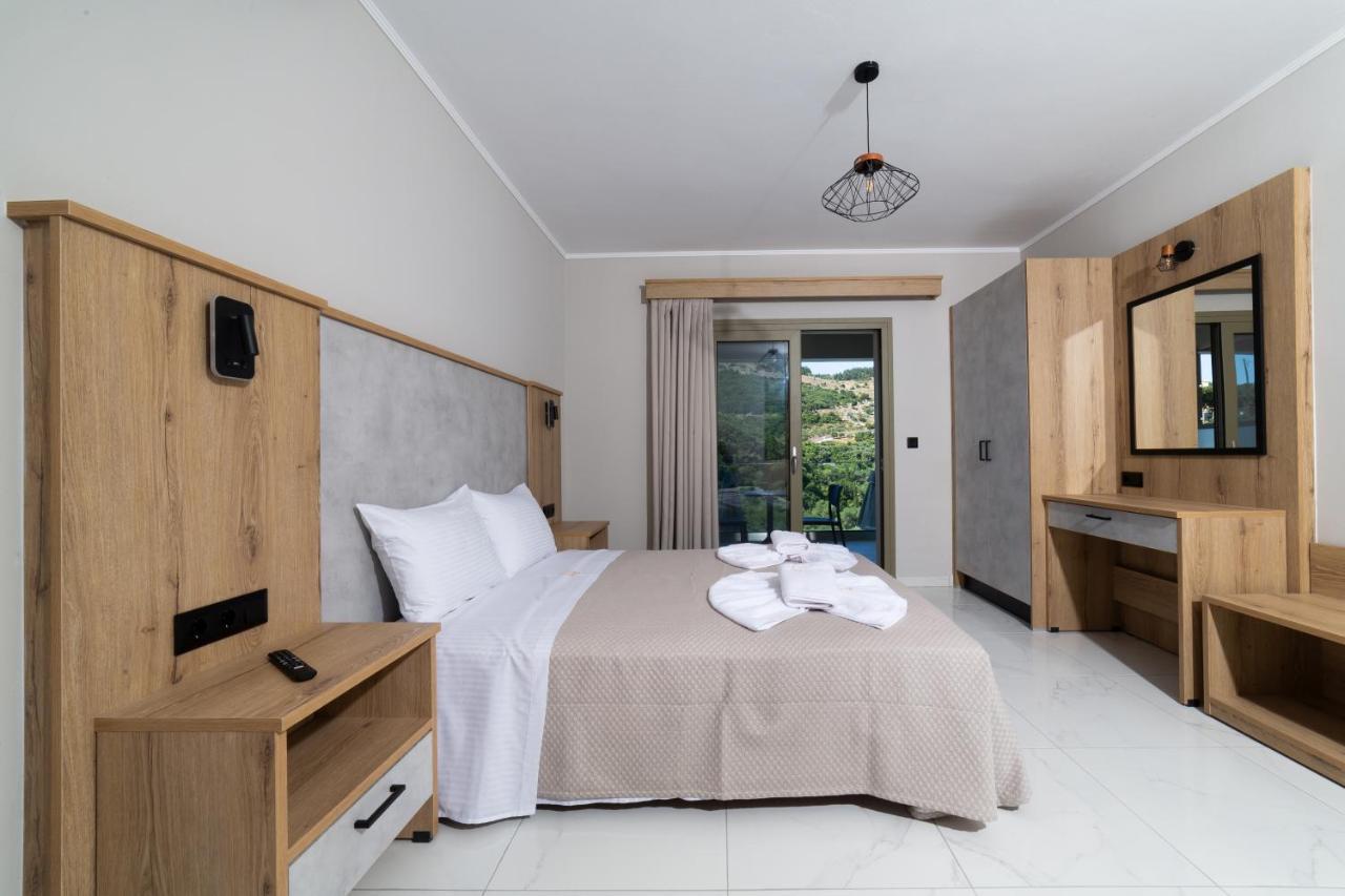 Sky View Suites Kefalonia Vovikes ภายนอก รูปภาพ