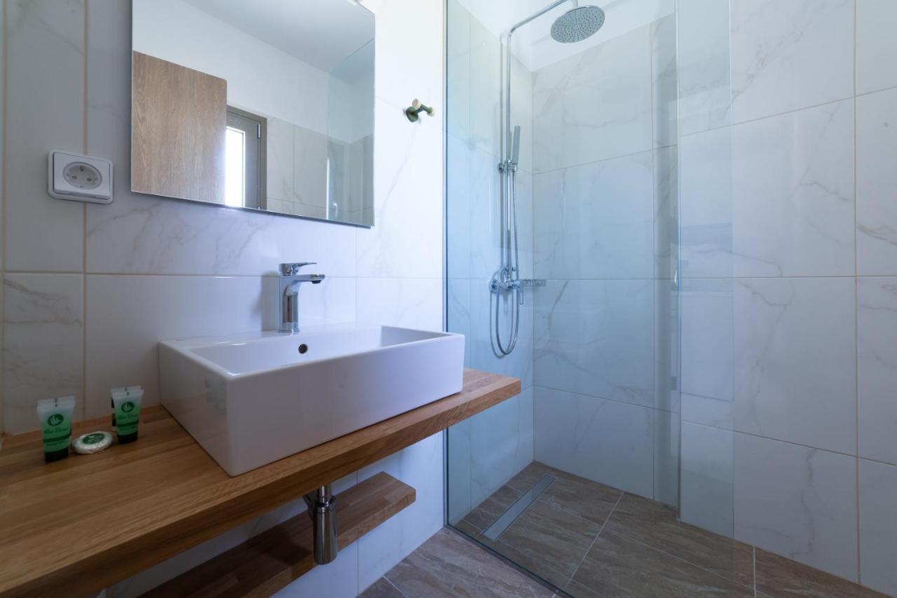 Sky View Suites Kefalonia Vovikes ภายนอก รูปภาพ